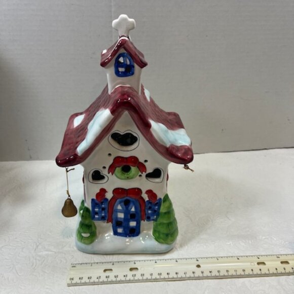 VTG Elements Christmas Village Church Ceramic Hand Painted 5.5"x5"x11" - Picture 11 of 11